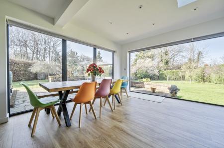 1420514-24-69a5d8...