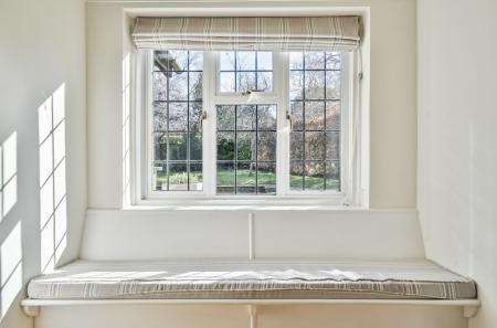 1420514-12-69a5d8...