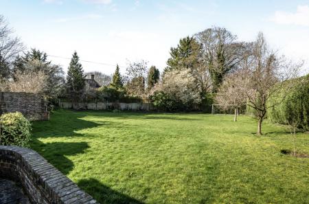 1420514-36-69a5d8...