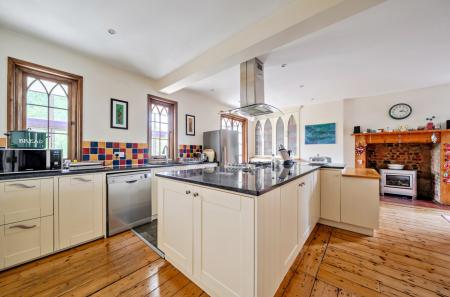 Kitchen/Breakfast