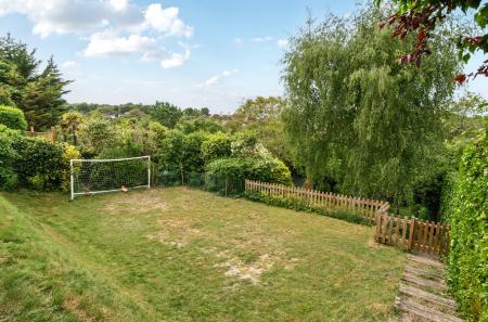 Flat Lawn