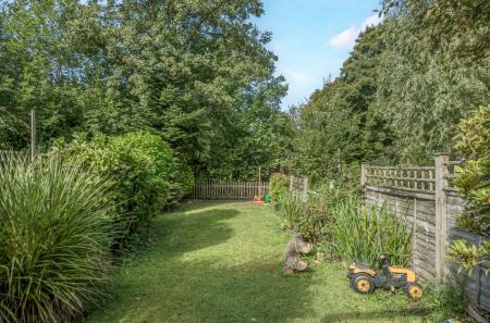 1349199-5-68bff63...