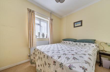 1406216-21-698606...