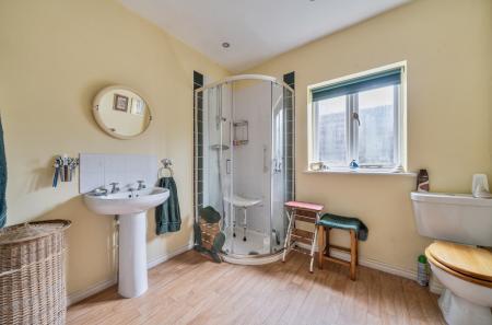 1406216-7-698603f...