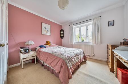 1406216-19-698605...