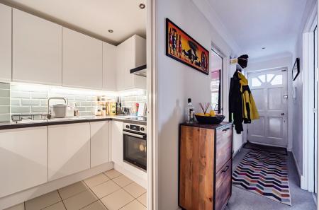 1410365-2-6995848...