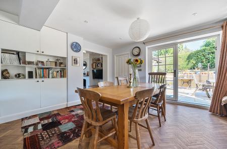 1321134-4-68714ac...