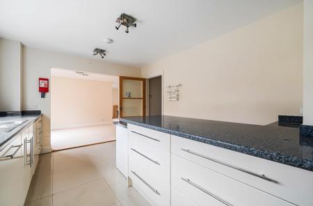 1418225-4-69957dd...