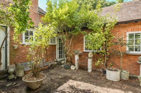 1344064-15-68adce...