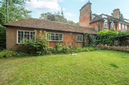 1344064-4-68adc82...