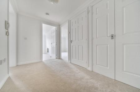 1349665-12-68b951...