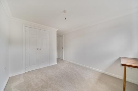 1349665-4-68b9501...