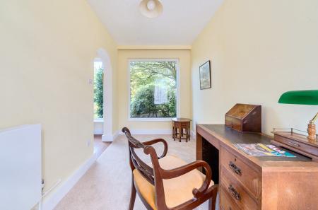 1344173-21-68b5df...