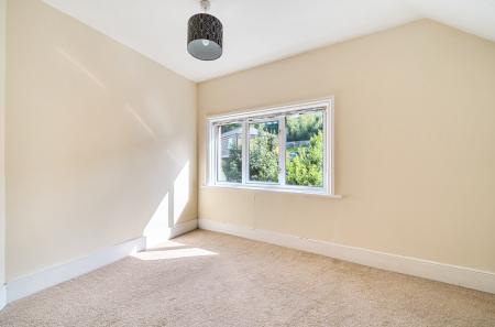 1360043-12-68d52e...