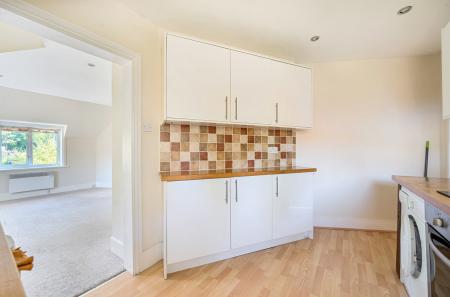 1360043-10-68d52e...