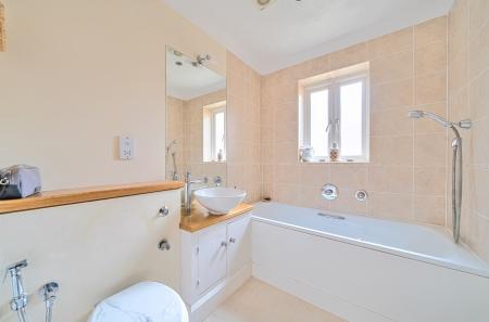 1364753-19-68ed0c...