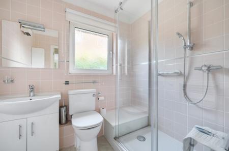 1368896-10-68f0b4...