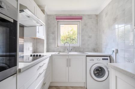 1368896-14-68f0b4...