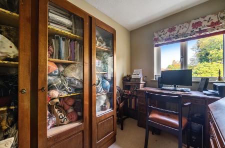 1372605-15-68ff96...