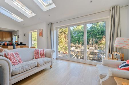 1383909-18-69206a...