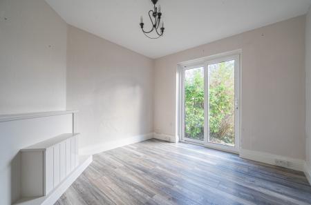 1388284-10-693946...