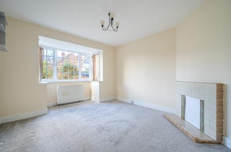 1388284-12-693947...