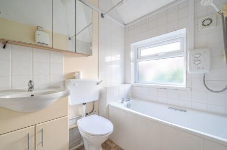 1388284-15-693947...