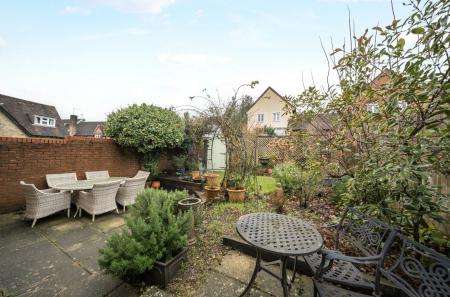 1387111-5-6949387...