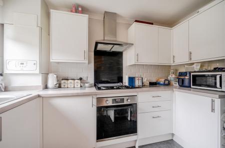 1396198-10-6960e9...