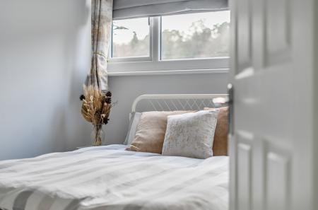 1389051-24-696a57...