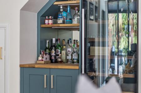 1389051-16-696a4f...