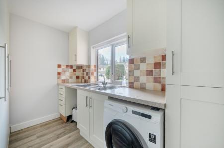 1409642-12-6989c5...