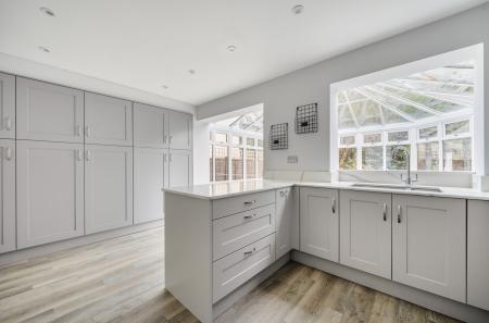 1409642-7-6989c53...