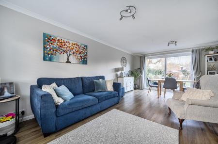 1410660-21-69933d...