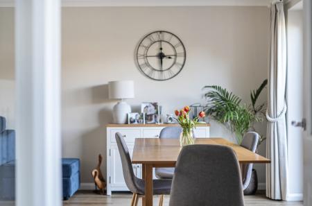 1410660-13-69933c...