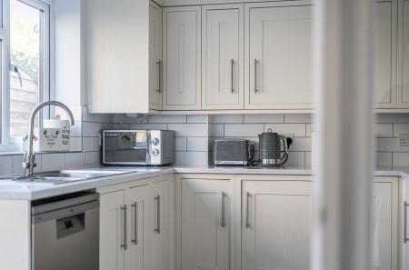 1410660-14-69933d...