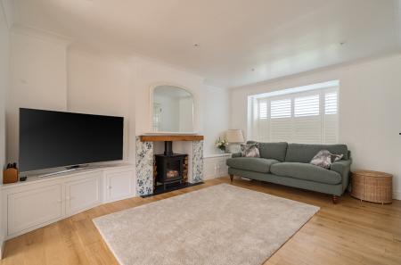 1413131-15-699497...