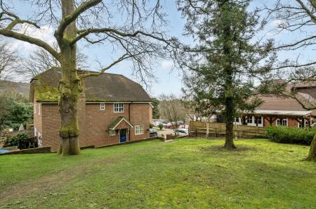 1416946-14-6995c7...