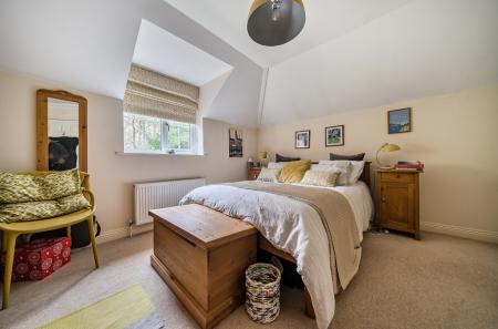 1416946-22-6995ca...