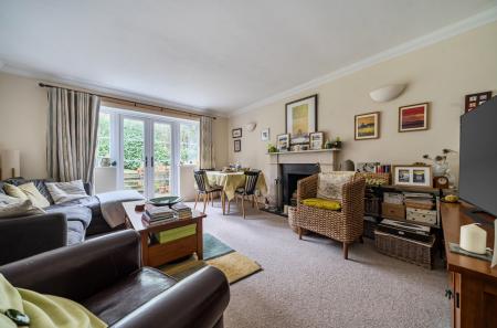 1416946-9-6995c6c...