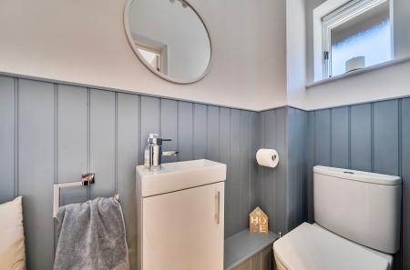 1430691-12-69b95d...