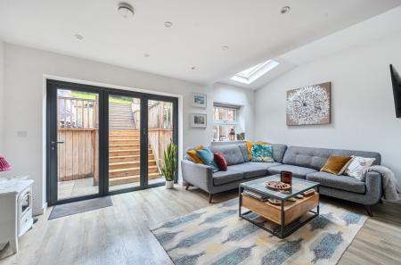 1368864-24-690230...