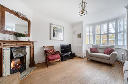 1368864-34-690231...