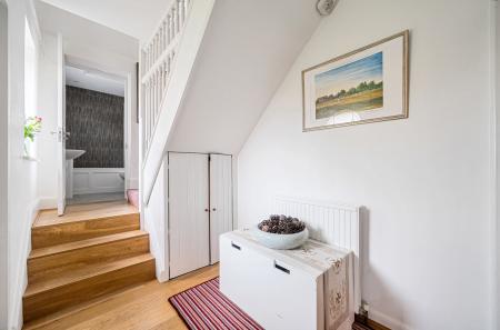 1368864-30-690230...