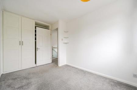 1425221-18-69b7db...