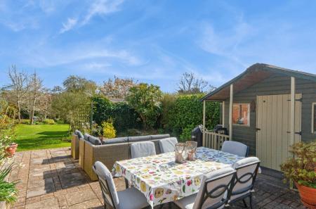 1433378-7-69c5221...