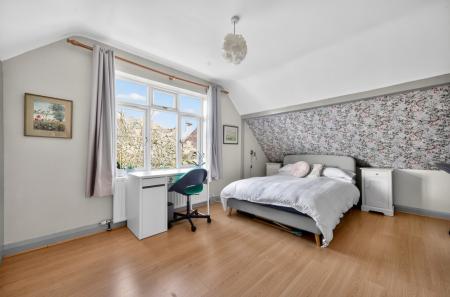 1433378-11-69c523...