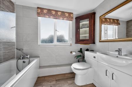 1433378-8-69c522b...