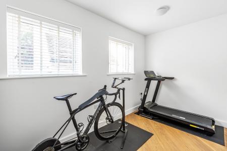 Gym/Office