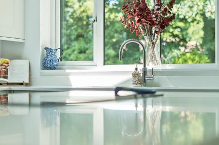 1305417-7-684c39a...